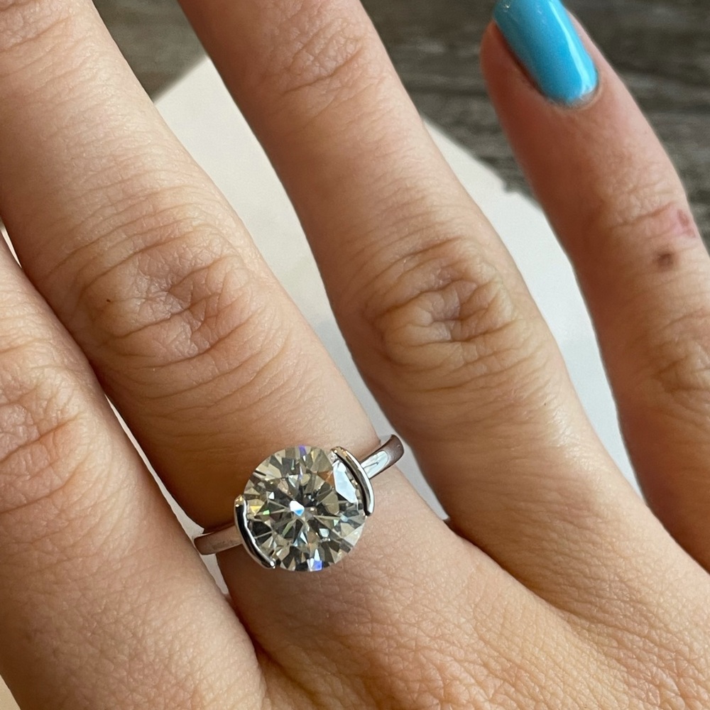 3 carat half bezel moissanite diamond engagement ring - Picture 10 of 12